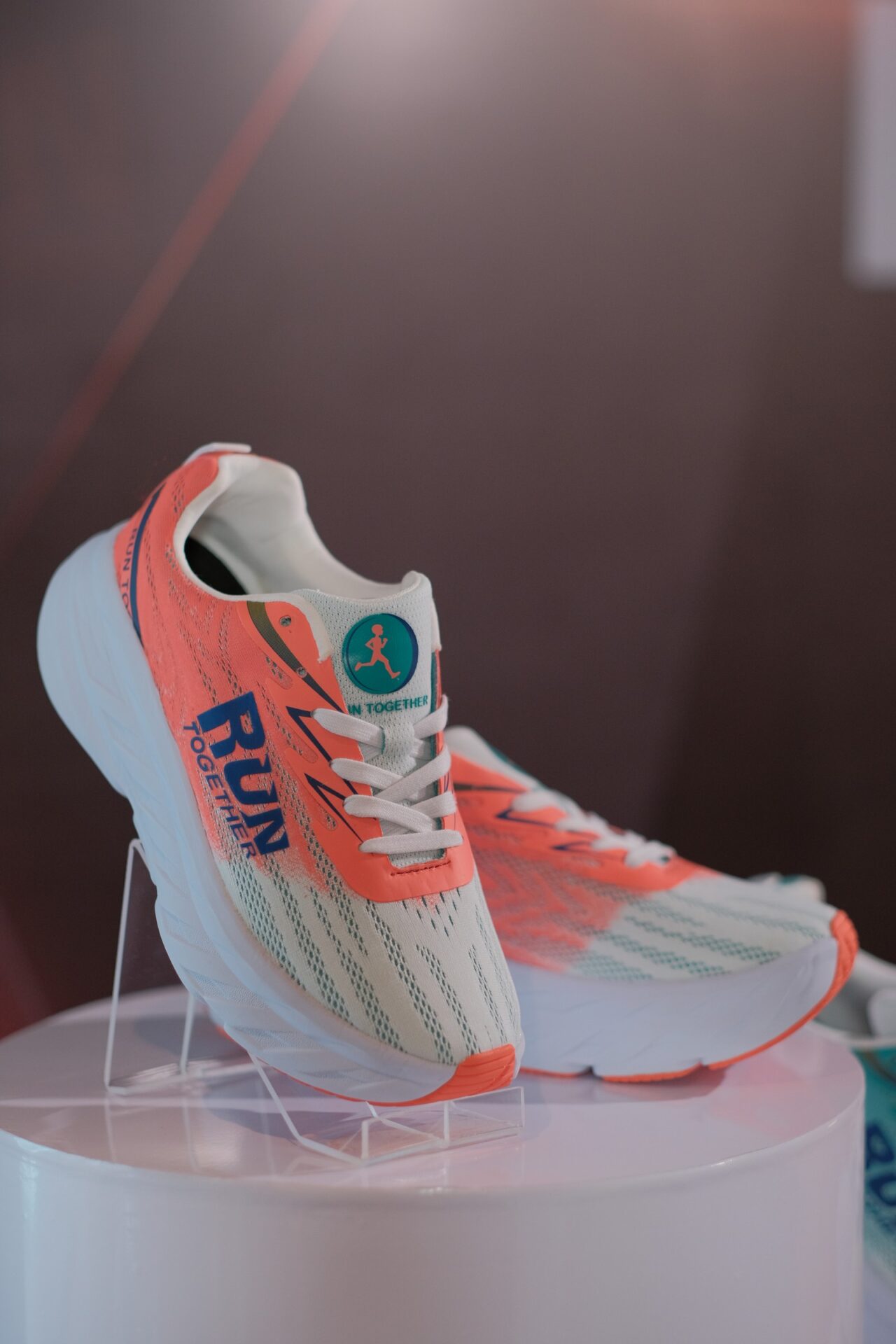 GIÀY THỂ THAO RUNTOGETHER