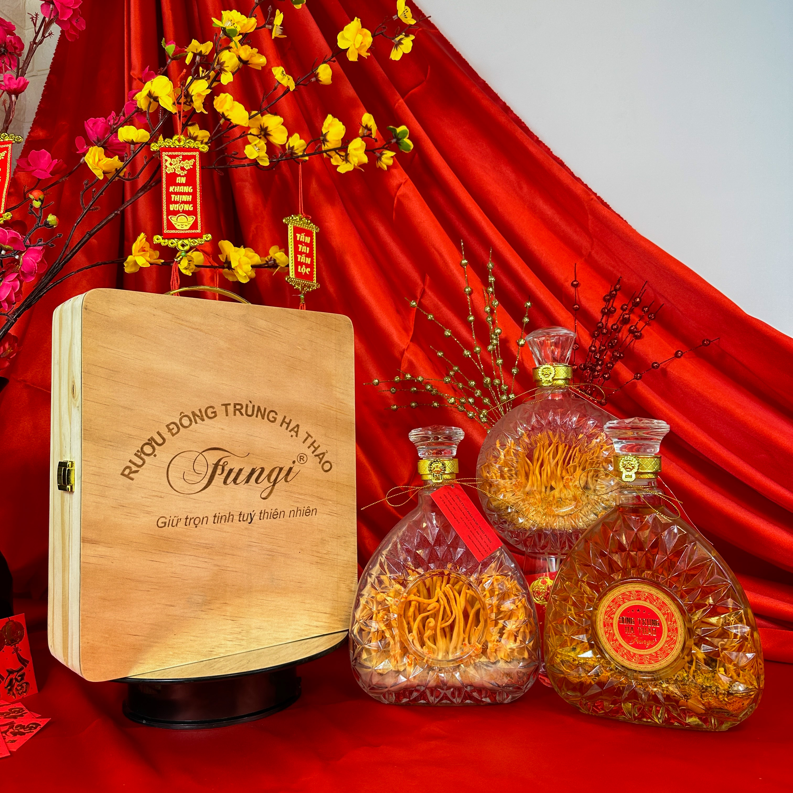 RƯỢU ĐÔNG TRÙNG HẠ THẢO